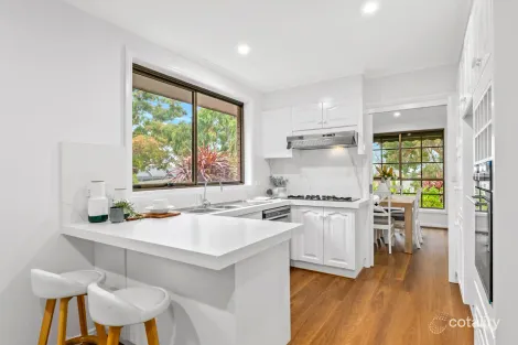 Property photo of 16 Iramoo Street Balwyn VIC 3103