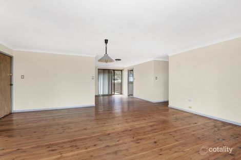 Property photo of 8 Hasluck Drive Watanobbi NSW 2259