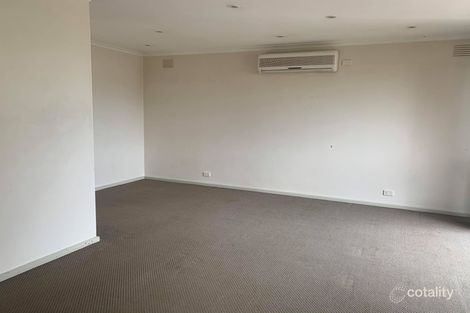 Property photo of 34 Banksia Crescent Hoppers Crossing VIC 3029
