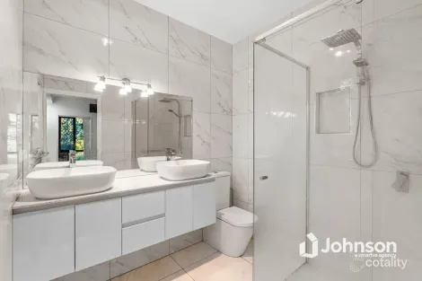 Property photo of 5 Wedgebill Redbank Plains QLD 4301