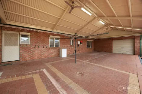 Property photo of 6 Kingfisher Circuit Flagstaff Hill SA 5159