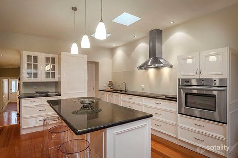 Property photo of 18 Myrtle Street St Kilda East VIC 3183