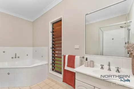 Property photo of 56 Freshwater Drive Douglas QLD 4814