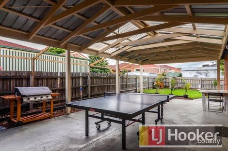 Property photo of 10 Serendip Court Narre Warren VIC 3805