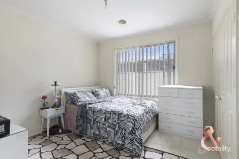 Property photo of 2/128 Centenary Drive Mill Park VIC 3082