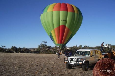 Property photo of 5 Bow Place Mullaloo WA 6027