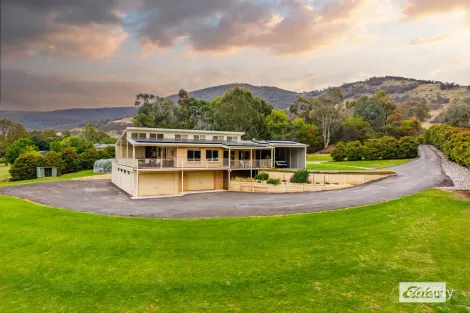 72 Michelle Dr, Kiewa, VIC 3691