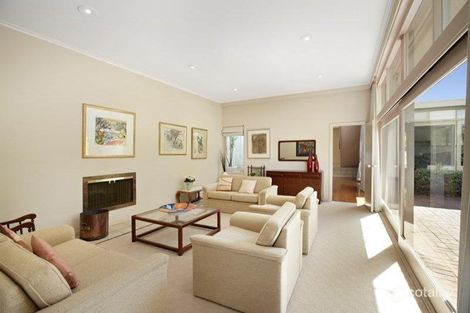 Property photo of 7 Duffryn Place Toorak VIC 3142