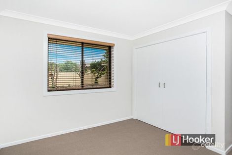 Property photo of 14 Ivy Crescent Old Bar NSW 2430