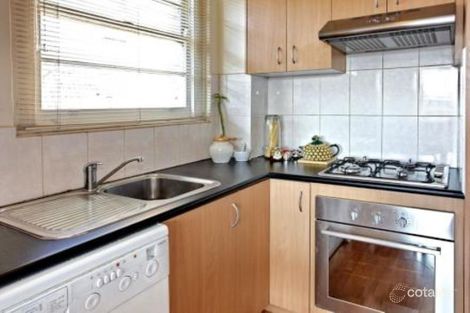 Property photo of 15/91 Ormond Esplanade Elwood VIC 3184