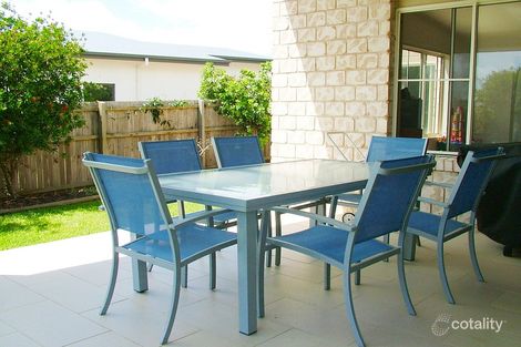 Property photo of 2/38 Kellehers Road Pottsville NSW 2489