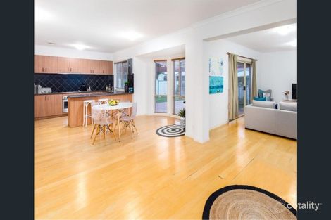 Property photo of 18 Victoria Way Caroline Springs VIC 3023