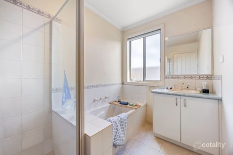 Property photo of 57 Dyson Drive Alfredton VIC 3350