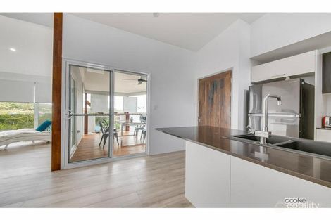 Property photo of 2 Flinders Court Lammermoor QLD 4703