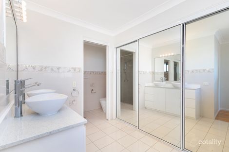 Property photo of 5 Carnegie Court Carindale QLD 4152