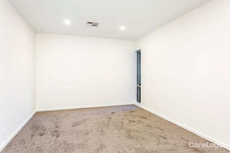 Property photo of 40 Zealie Bend Googong NSW 2620