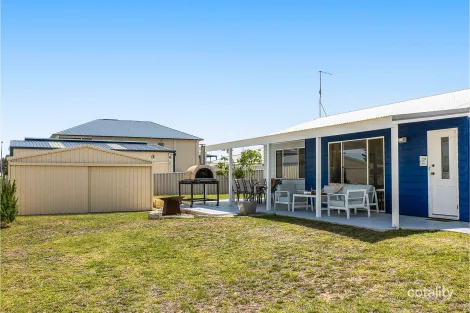 Property photo of 9 Harvey Drive Ledge Point WA 6043