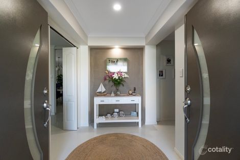 Property photo of 6 Outrigger Close Bargara QLD 4670