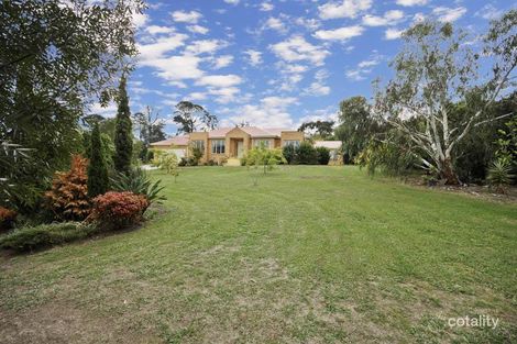 19 Zoe Louise Dr, Healesville, VIC 3777