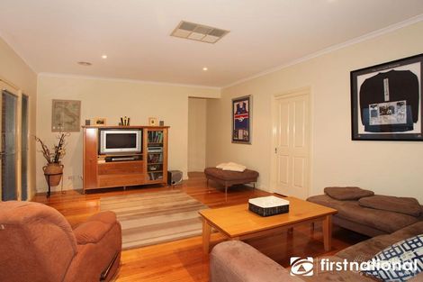 Property photo of 18 Fairholme Boulevard Berwick VIC 3806