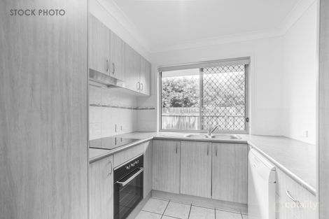 Property photo of 31 Melnik Drive Loganlea QLD 4131