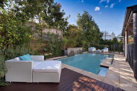 Property photo of 1 Edgewood Place Belrose NSW 2085