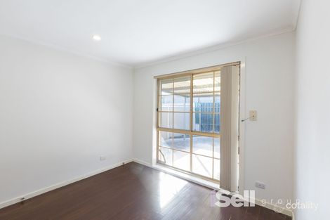 Property photo of 1 Treeby Court Springvale South VIC 3172