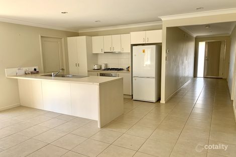 Property photo of 20 Quinlan Run Orange NSW 2800