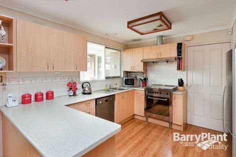 Property photo of 11 Colchester Court Keysborough VIC 3173