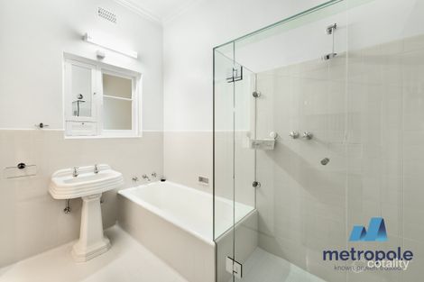 Property photo of 49 Valley Parade Glen Iris VIC 3146