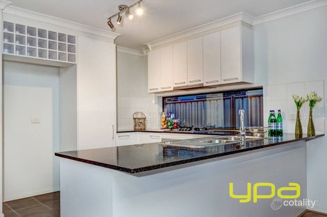 Property photo of 21 Mallow Street Brookfield VIC 3338