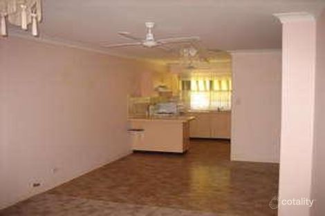 Property photo of 4/13 Paris Road Australind WA 6233