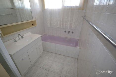 Property photo of 5 Mawson Avenue Deer Park VIC 3023