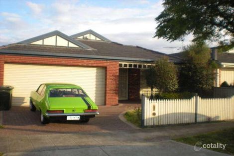 37 Lakes Dr, Craigieburn, VIC 3064