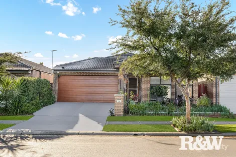 Property photo of 21 Woodburn Street Colebee NSW 2761