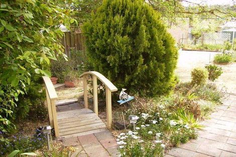 Property photo of 28 Brigade Avenue Campbells Creek VIC 3451