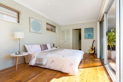 Property photo of 19 Dorset Drive St Ives NSW 2075
