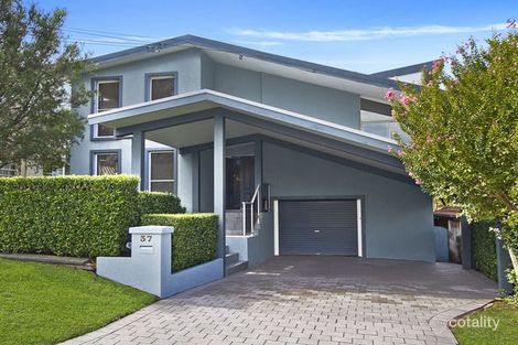 Property photo of 37 Sugarloaf Crescent Castlecrag NSW 2068