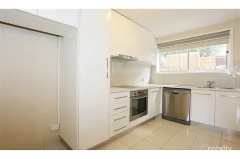 4/21 Bellairs Ave, Seddon, VIC 3011