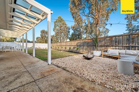 Property photo of 10 Hepburn Avenue Eynesbury VIC 3338
