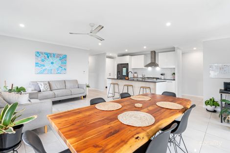 Property photo of 20 Cardross Link Smithfield QLD 4878