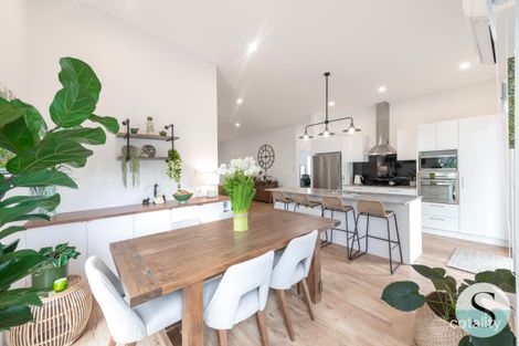 Property photo of 2 Forest Owl Crescent Murrays Beach NSW 2281