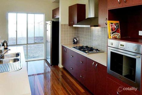 Property photo of 32 Messina Crescent Point Cook VIC 3030