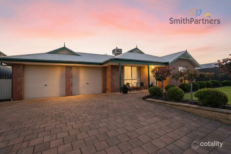 Property photo of 4 Helmsdale Court Greenwith SA 5125