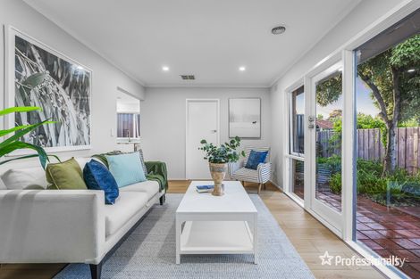 Property photo of 5 Doubell Close Glen Waverley VIC 3150