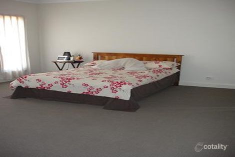 Property photo of 9 Galilee Boulevard Harkness VIC 3337