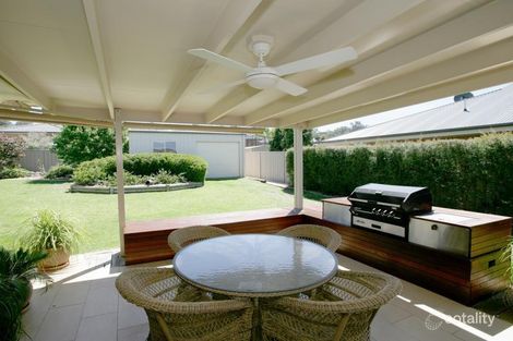 Property photo of 13 Hamersley Place Tatton NSW 2650