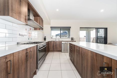 Property photo of 3 Jade Way Helensvale QLD 4212