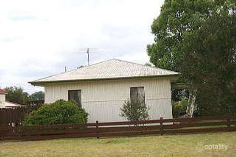 9 Waverley St, North Toowoomba, QLD 4350