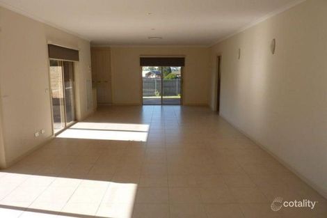 Property photo of 3 River Gum Close Eagle Point VIC 3878